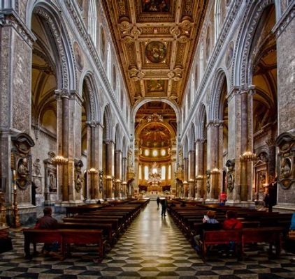  De Duomo di Napoli: Een Kerkelijke Wonder en Het Hart van de Napolitaanse Cultuur!